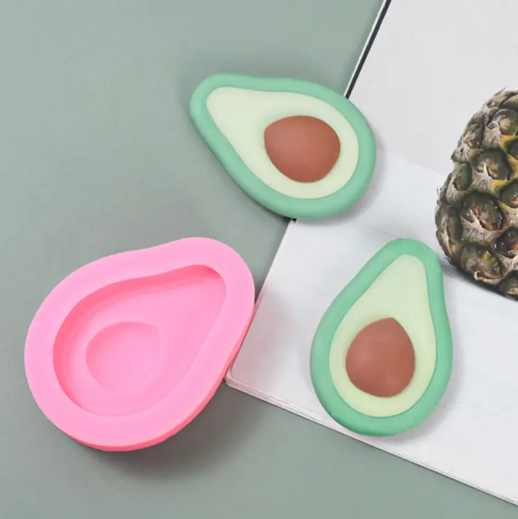 Forma silikonowa awokado 4.png
