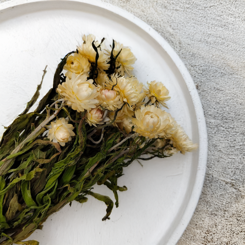 Kocanka Biała Naturalna caly bukiet zbl.png