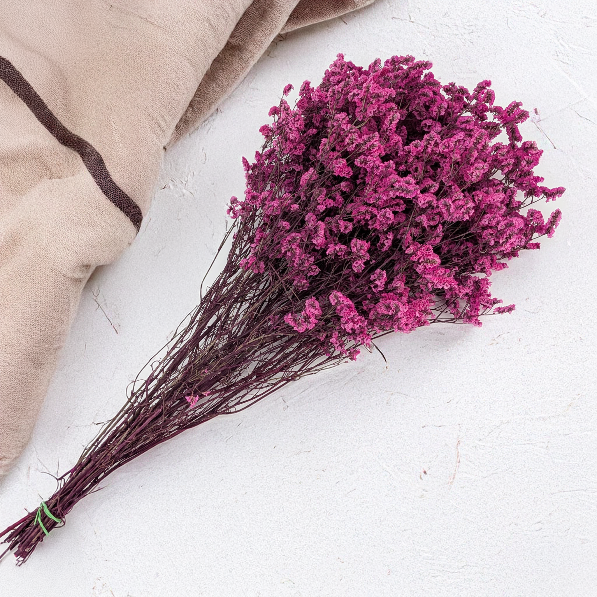 Limonium Sinense in wedding decorations