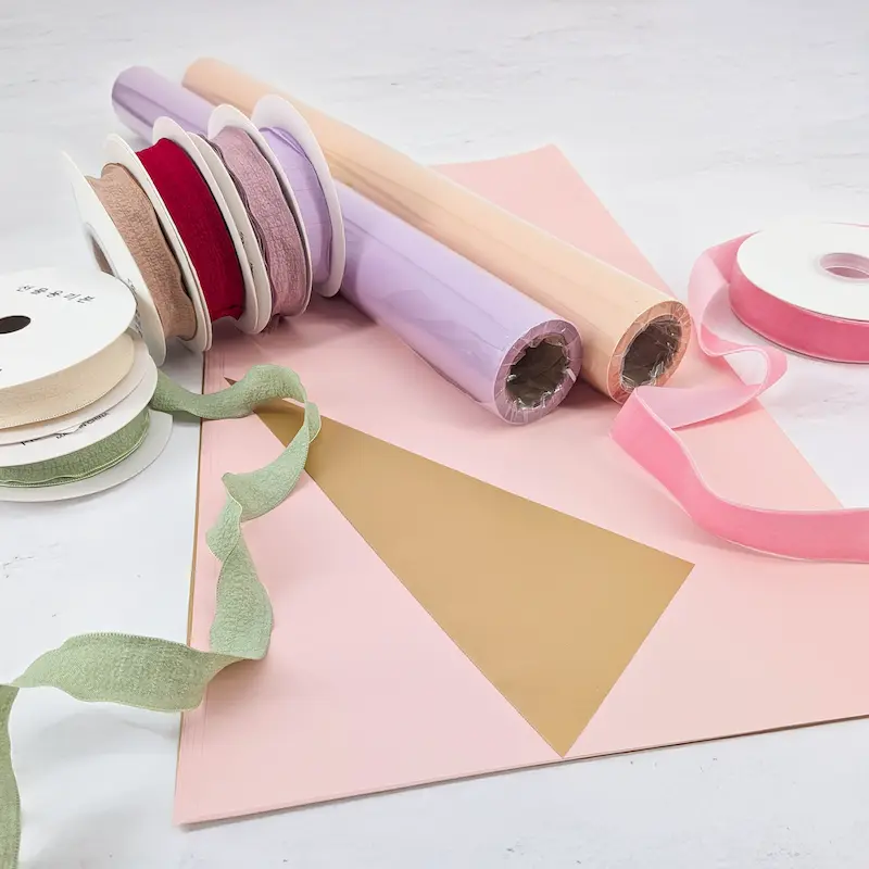 Floristry Papers, Wraps and Ribbons – Essential Elements of Modern Bouquets and Floral Designs